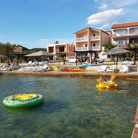 Euroholiday Apartments Turanj Kültér fotó