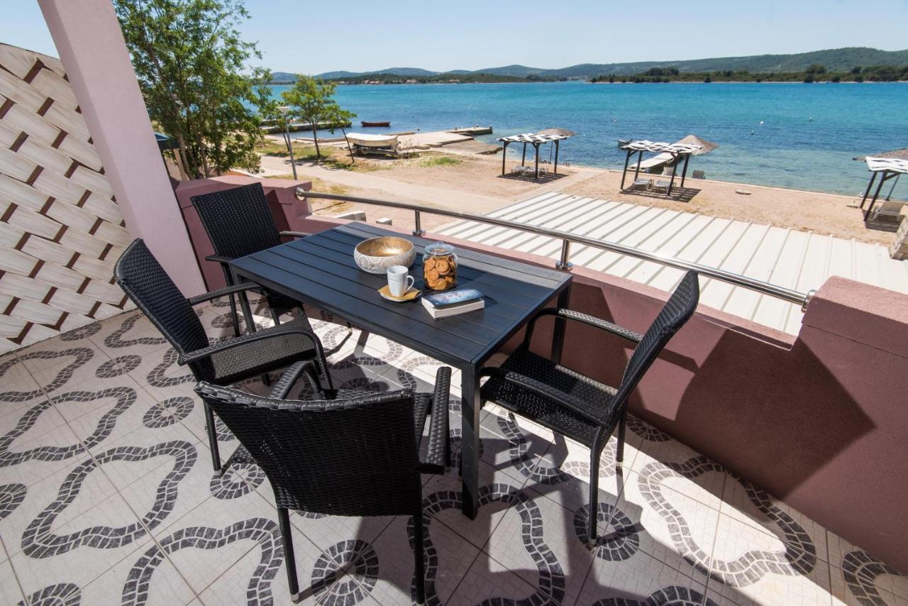 Euroholiday Apartments Turanj Kültér fotó