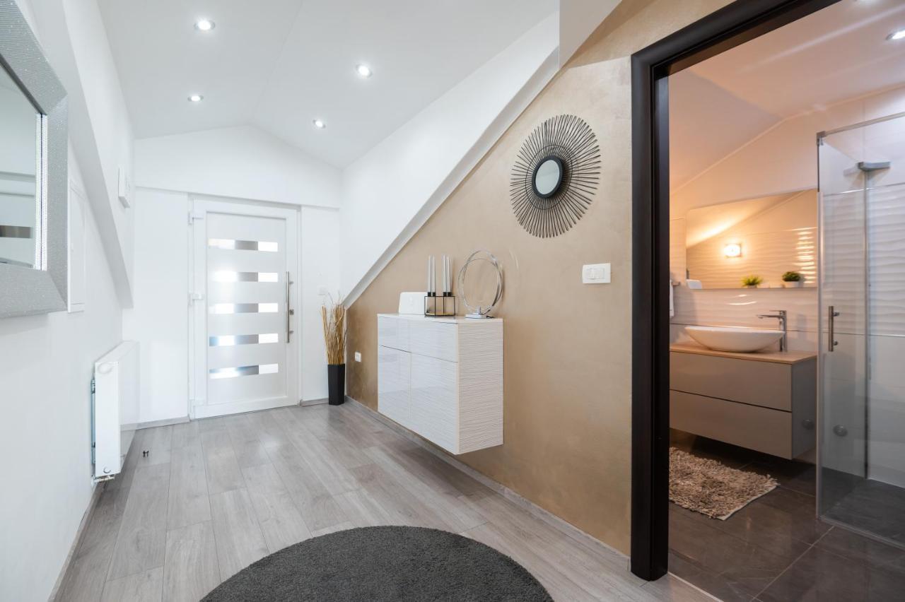Euroholiday Apartments Turanj Kültér fotó