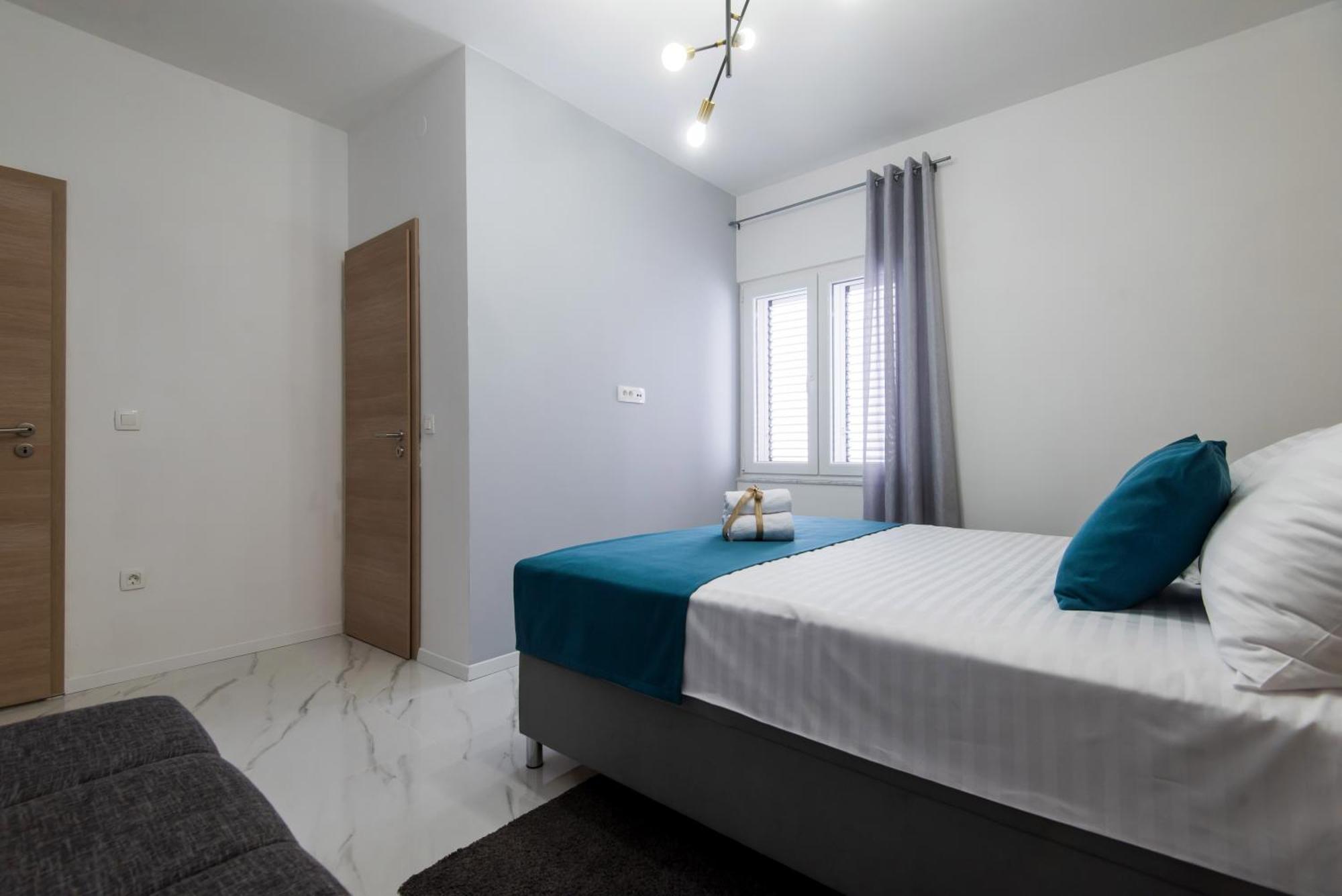 Euroholiday Apartments Turanj Szoba fotó
